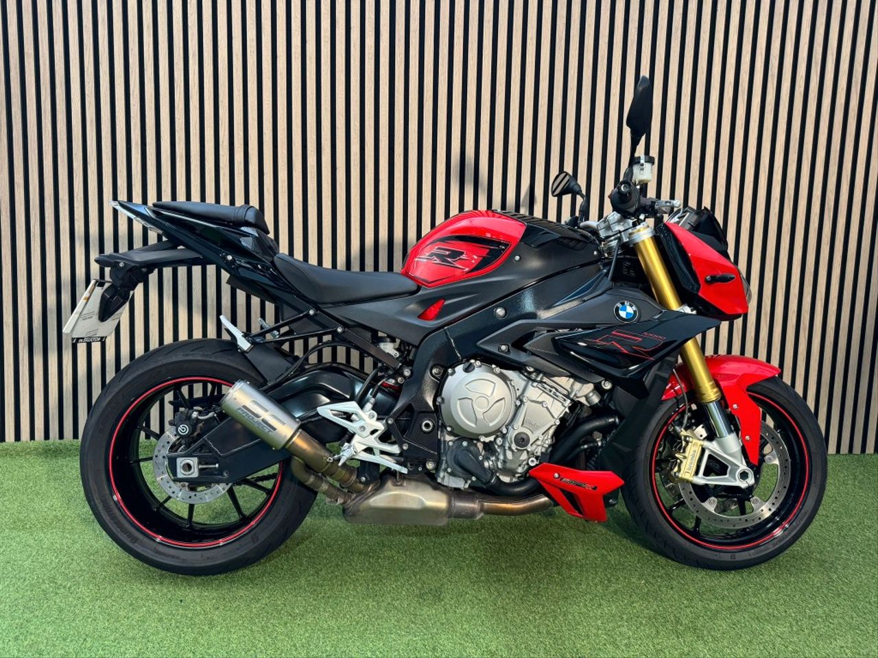 Moto BMW S 1000 R de seguna mano del año 2019 en Madrid