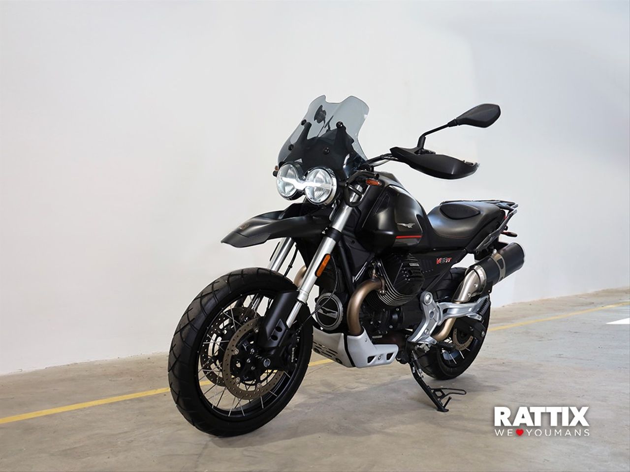 Moto MOTO GUZZI V 85 TT de seguna mano del año 2021 en Barcelona