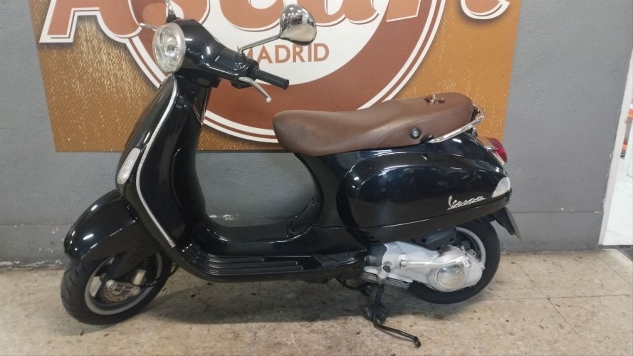 VESPA LX 125